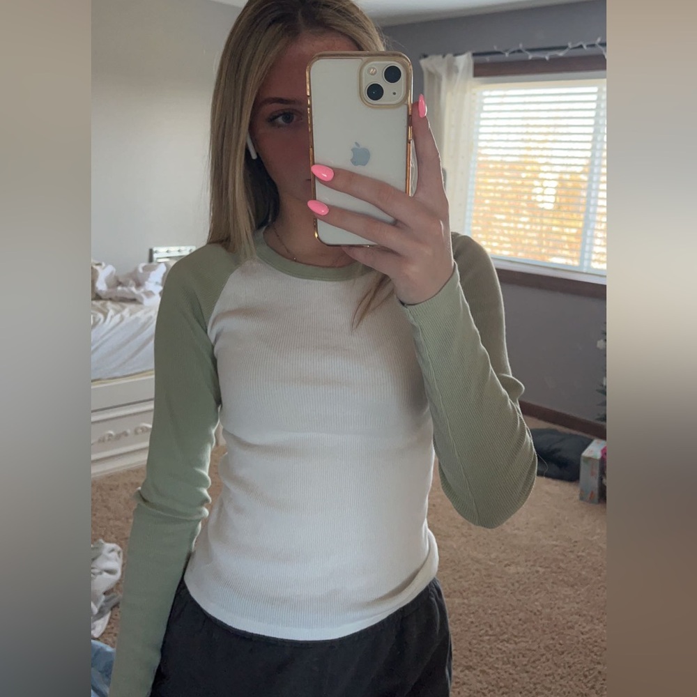 Brandy Melville baseball tee
